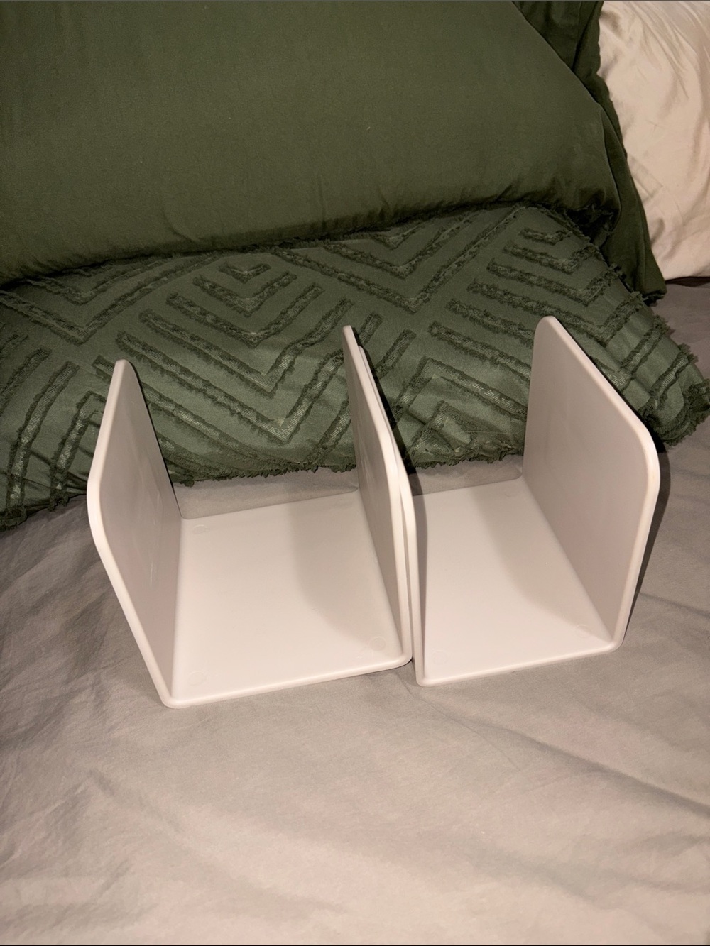Like new Caraway Magnetic Racks for Pots and Pan - Set of 2
